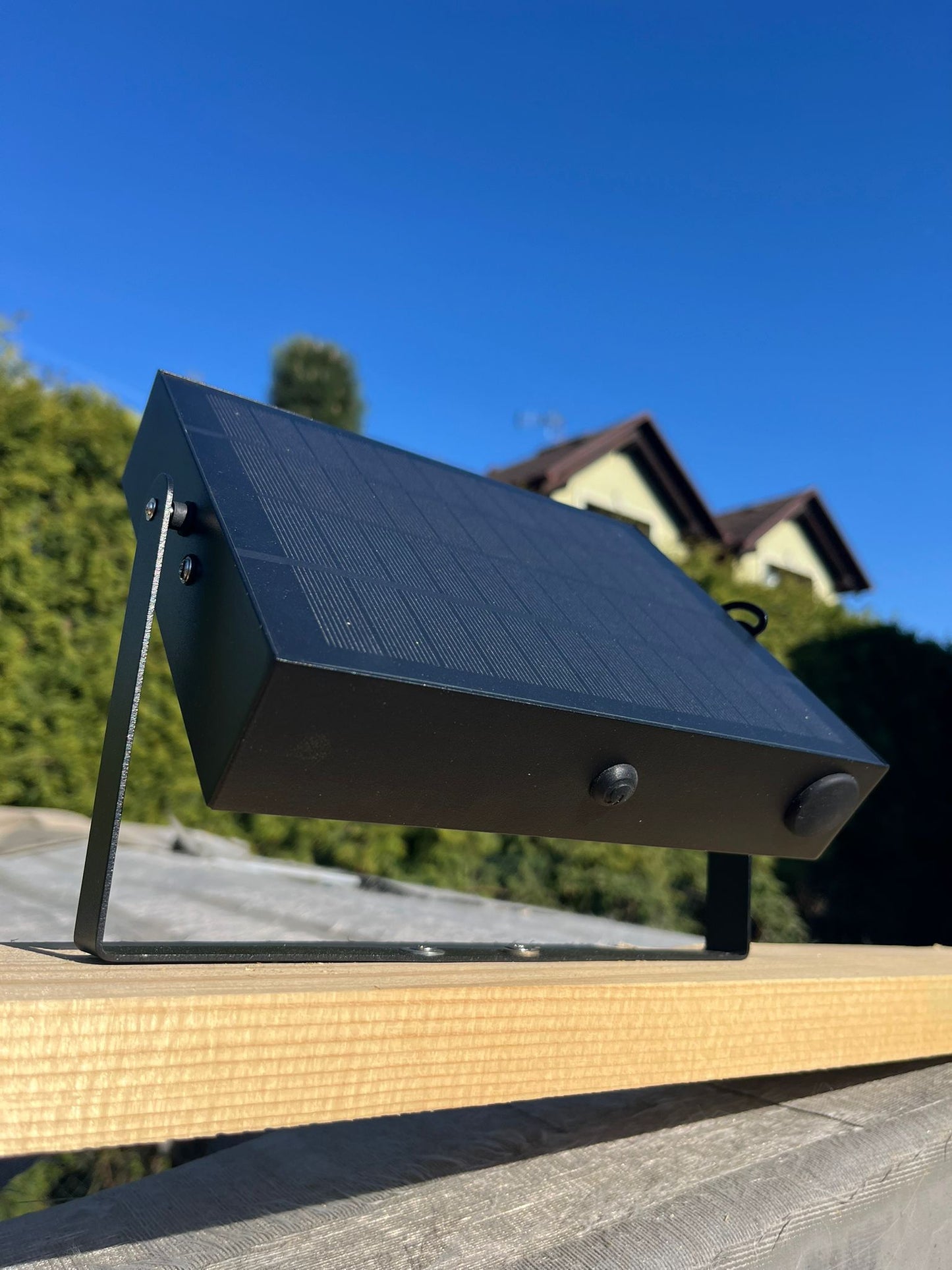 AXEN TAD™ - Solar Garden Light