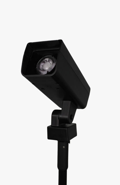 AXEN SARA™ – Solar RGB Garden Light